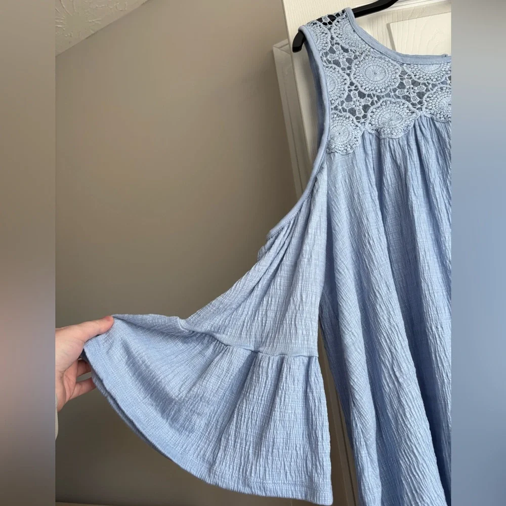 Time and Tru Light Blue Lace Blouse - Picture 2 of 3